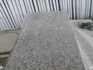 G623 Piatră de lăcuire din granit lustruit pentru podele