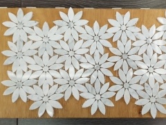 Carrara White Marble Mosaic Tile Flower Shape