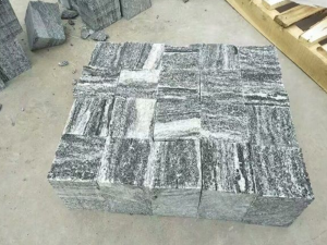 peisaj piatră gri închis cobblestone granit driveway cub